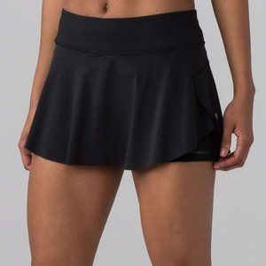 IN SEARCH OF Lululemon Quick Pace Skirt Size 6